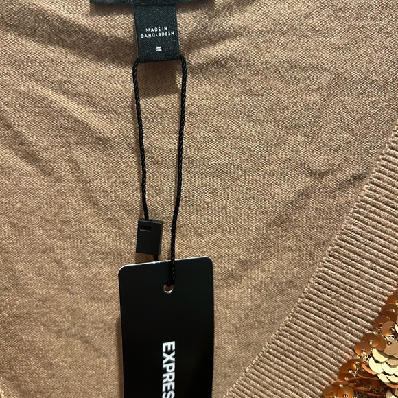 NEW Swetear Goldish/Brown with Sequins on front Size Small Express - Picture 8 of 10